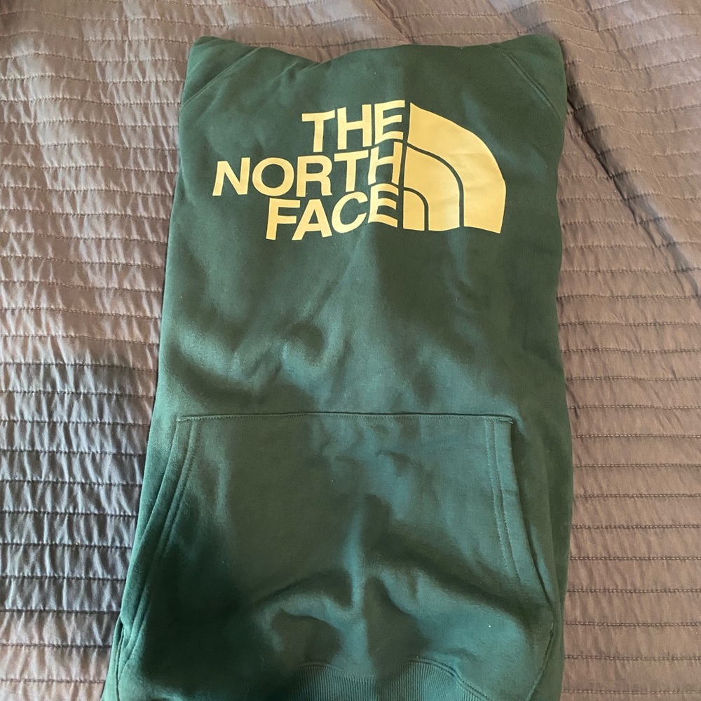 Women’s brand new sweatshirt